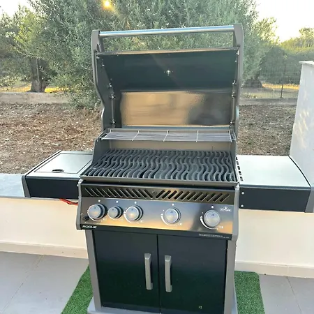 וילה Valentina *